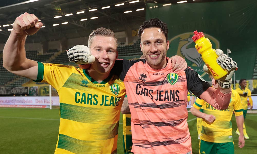 ADO-aanvoerder Kemper over premiekwestie: ‘Wij hebben ons statement gemaakt, nu focus op Oss’