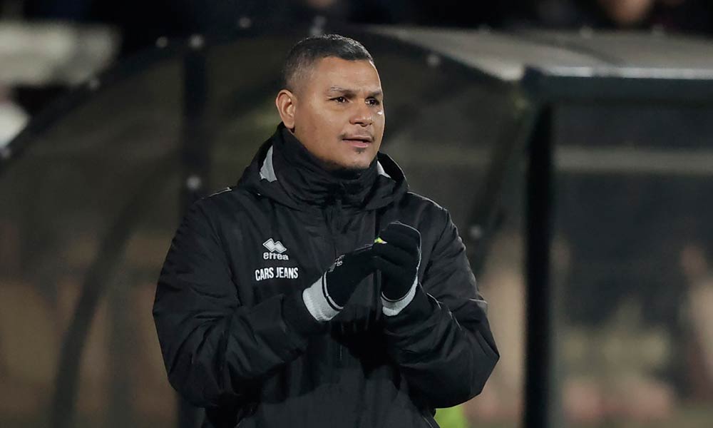 Franken over doelman Damen: ‘Ik schrijf hem niet over drie wedstrijden af’