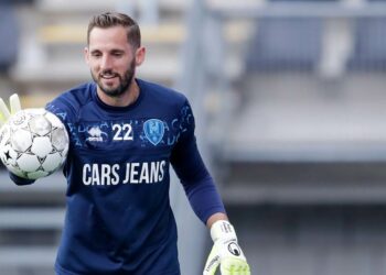 Clubicoon Robert Zwinkels verlaat ADO na dit seizoen