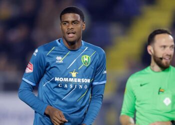 Talentvolle Esajas verlengt bij ADO: ‘Ik heb het onwijs naar mijn zin’
