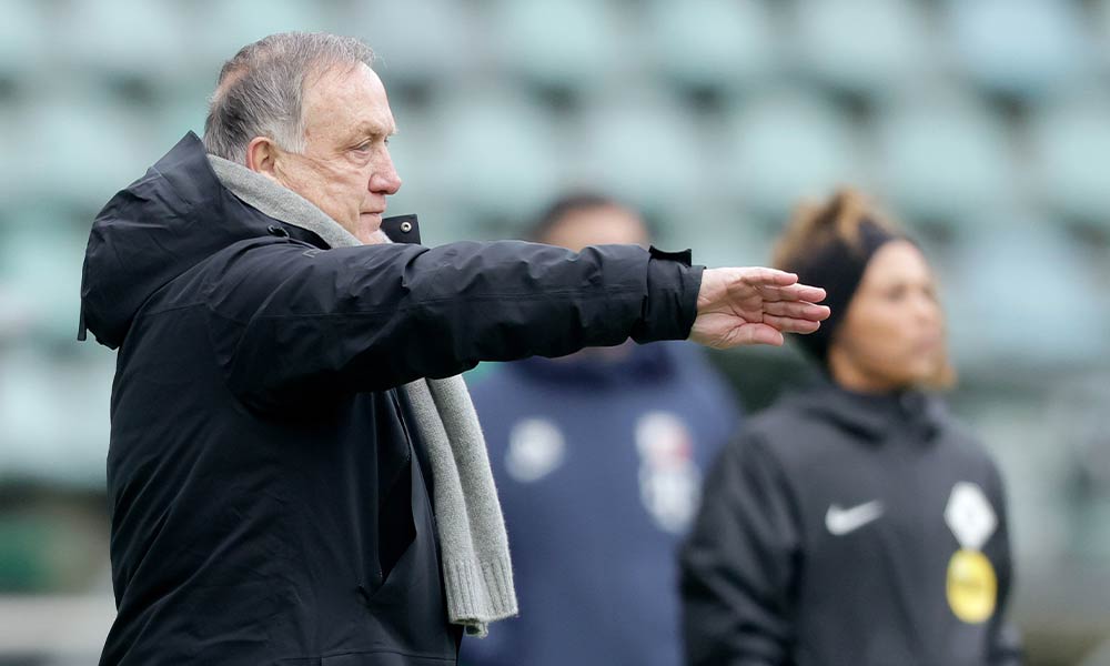 Dick Advocaat heeft het geloof bij ADO teruggebracht: ‘Hij kan je raken’
