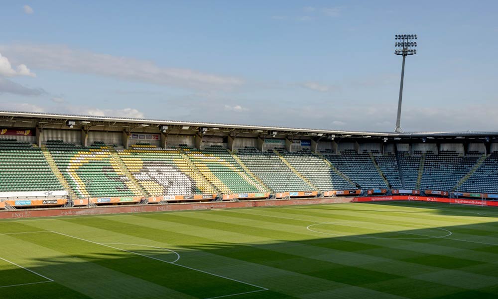 Drie namen klinken in zoektocht naar nieuwe hoofdtrainer