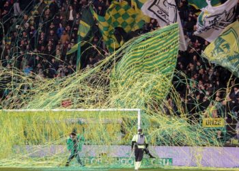 ADO mag pas wedstrijden spelen als er een chef veiligheid wordt aangewezen