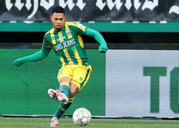 Transfer Milan van Ewijk naar Engeland levert ADO bijna miljoen op