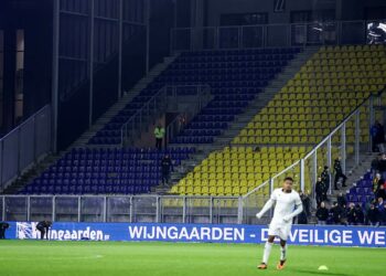 ADO grijpt in: ‘voorlopig zonder supporters naar uitwedstrijden’